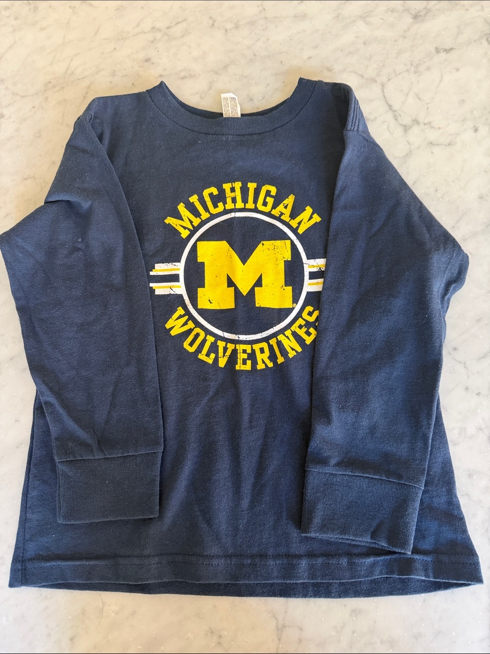 MICHIGAN Wolverines Navy Long-Sleeve Tee with Yellow Graphic size 5-6 youth